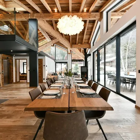 Domek alpejski Black Squirrel Chalet *