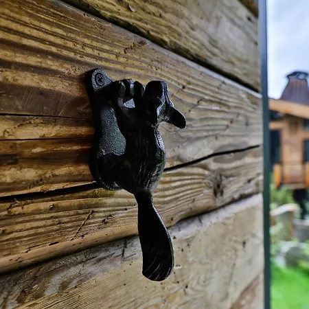 Black Squirrel Chalet *